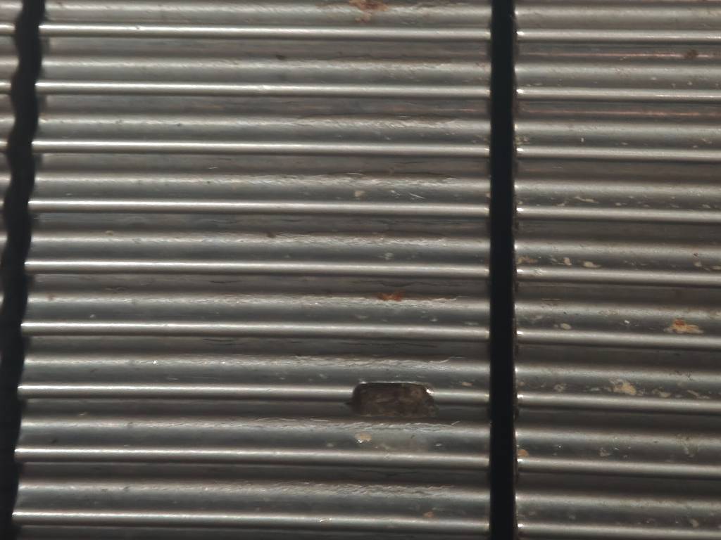 Chipped Flutes corrugating roll surface