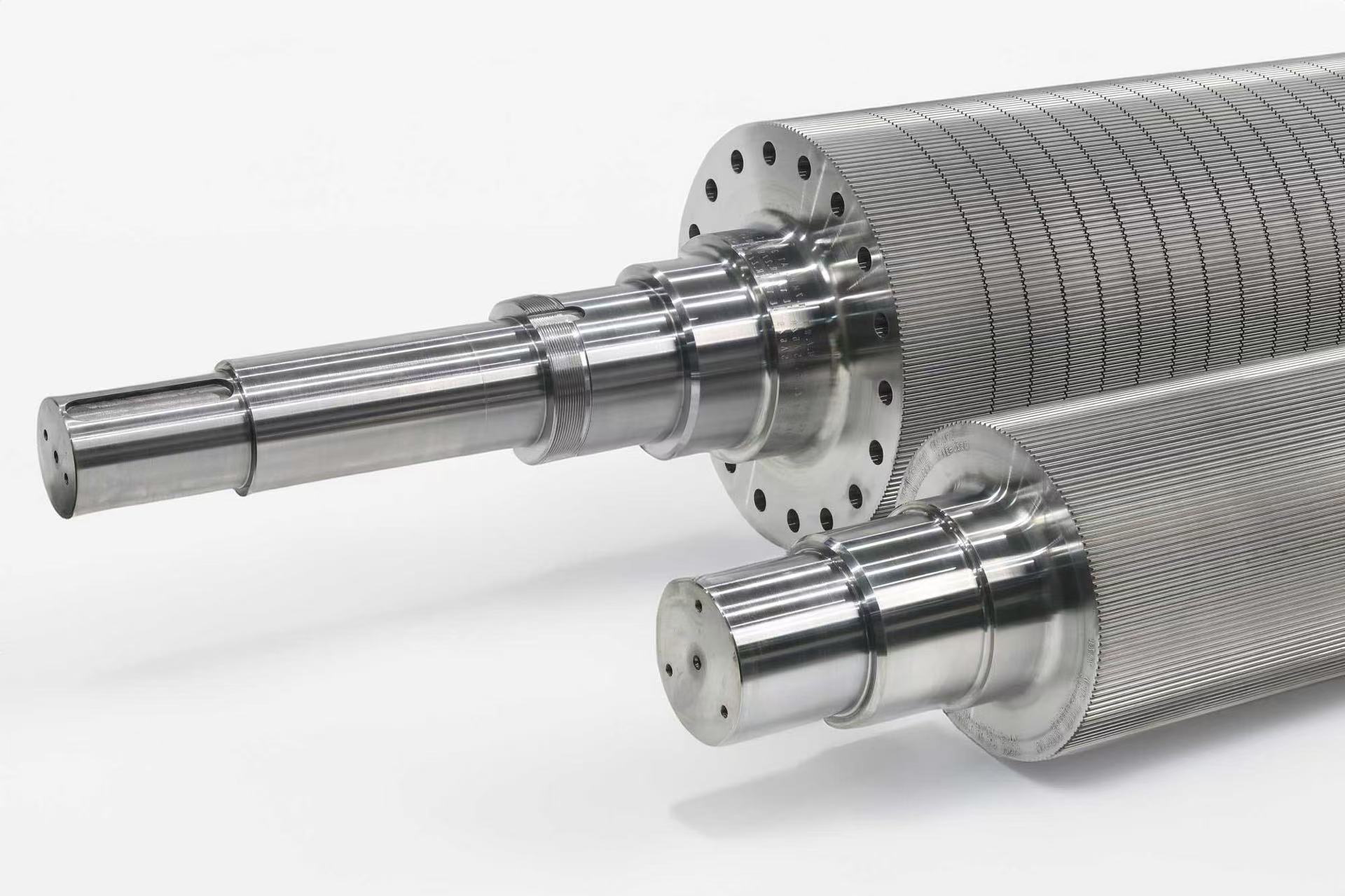 Choosing the Right Corrugating Roll A close-up shot of a high-precision corrugating roll